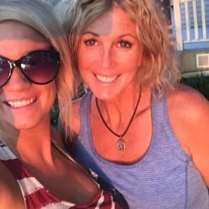 Meet your Posher, Cynthia